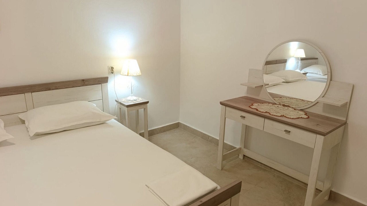 Photo of Bedroom in Metajna