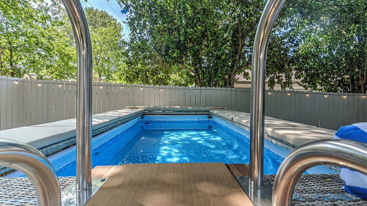 Photo of Outdoor in Barton Hills