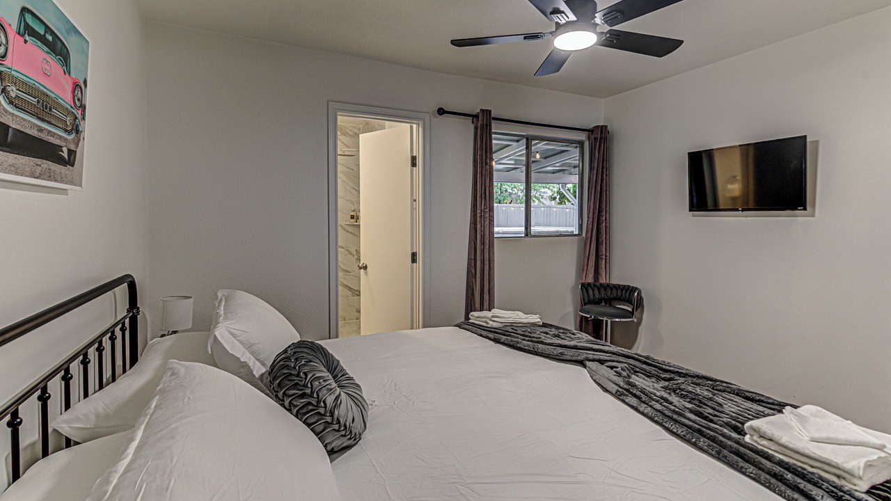 Photo of Bedroom in Barton Hills