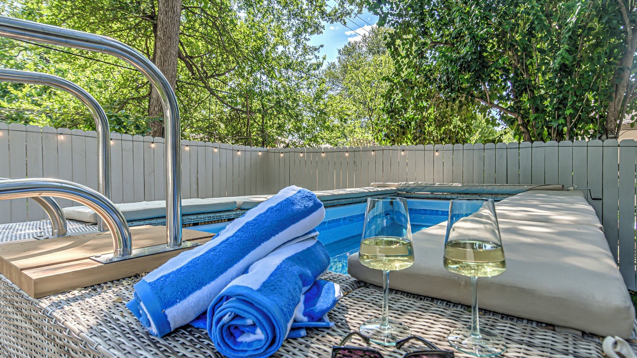 Photo of Outdoor in Barton Hills
