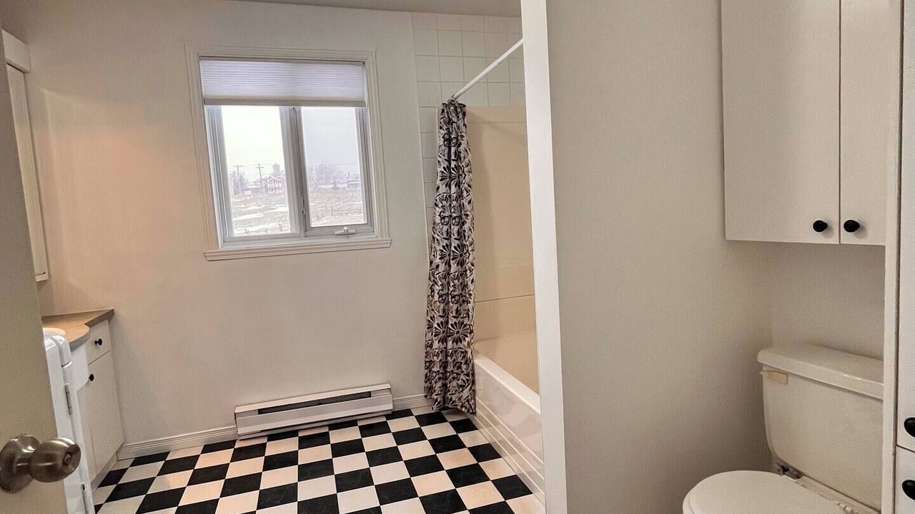 Photo of Bedroom in St-Francois-de-l'Ile-d'Orleans