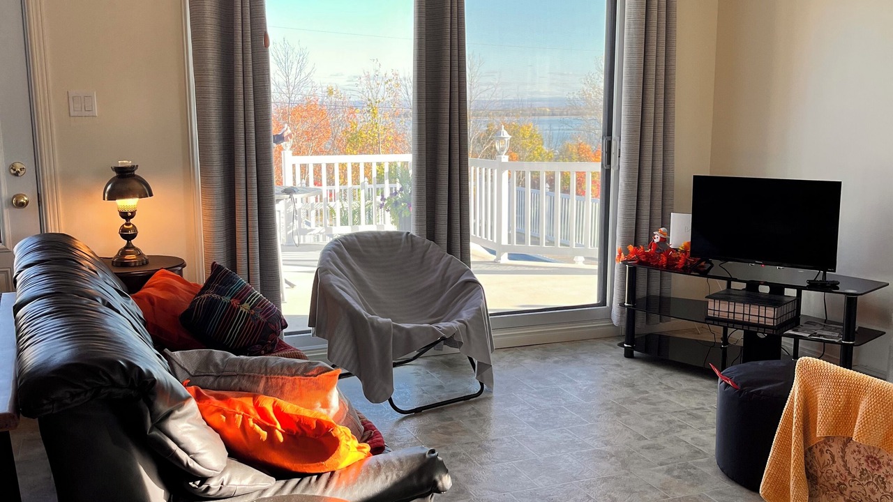 Photo of Bedroom in St-Francois-de-l'Ile-d'Orleans