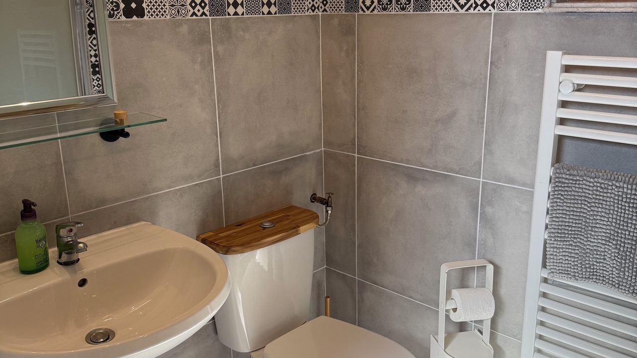 Photo of Bathroom in Ernes