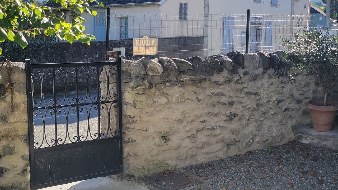 Photo of Outdoor in Issor