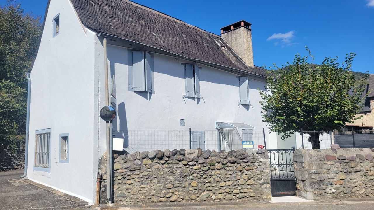 Photo of Outdoor in Issor