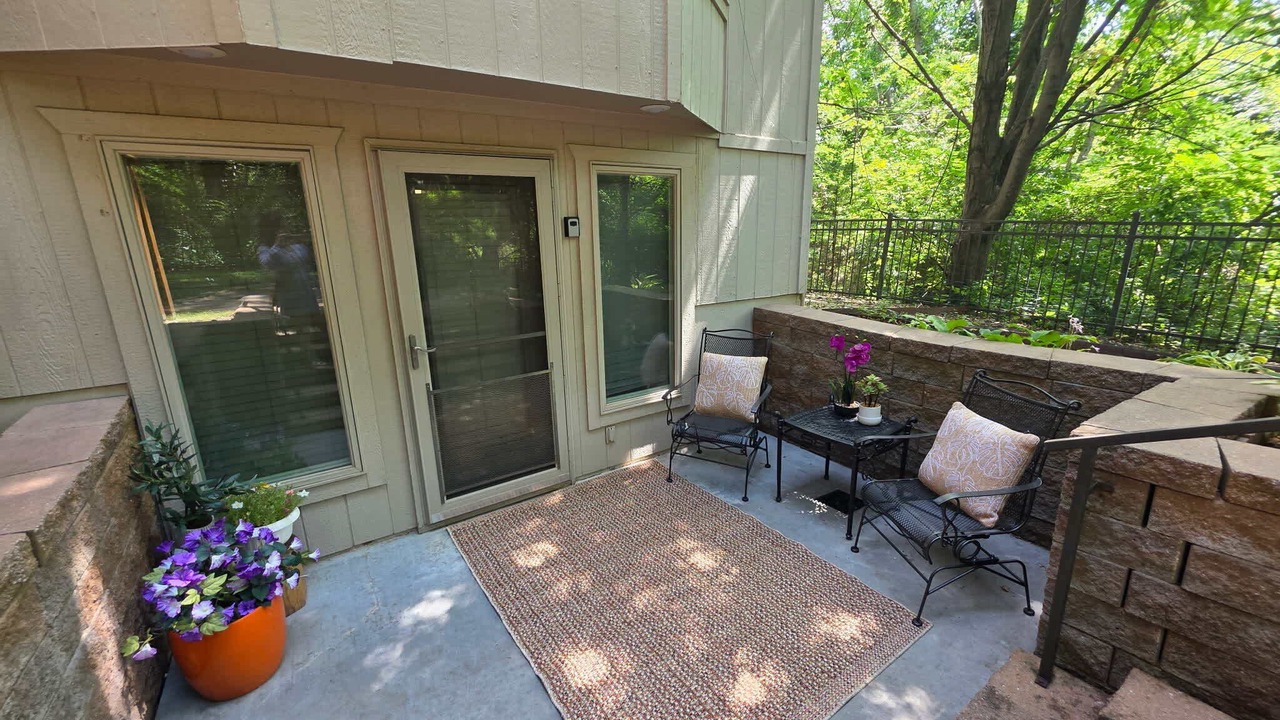 Photo of Outdoor in Overland Park