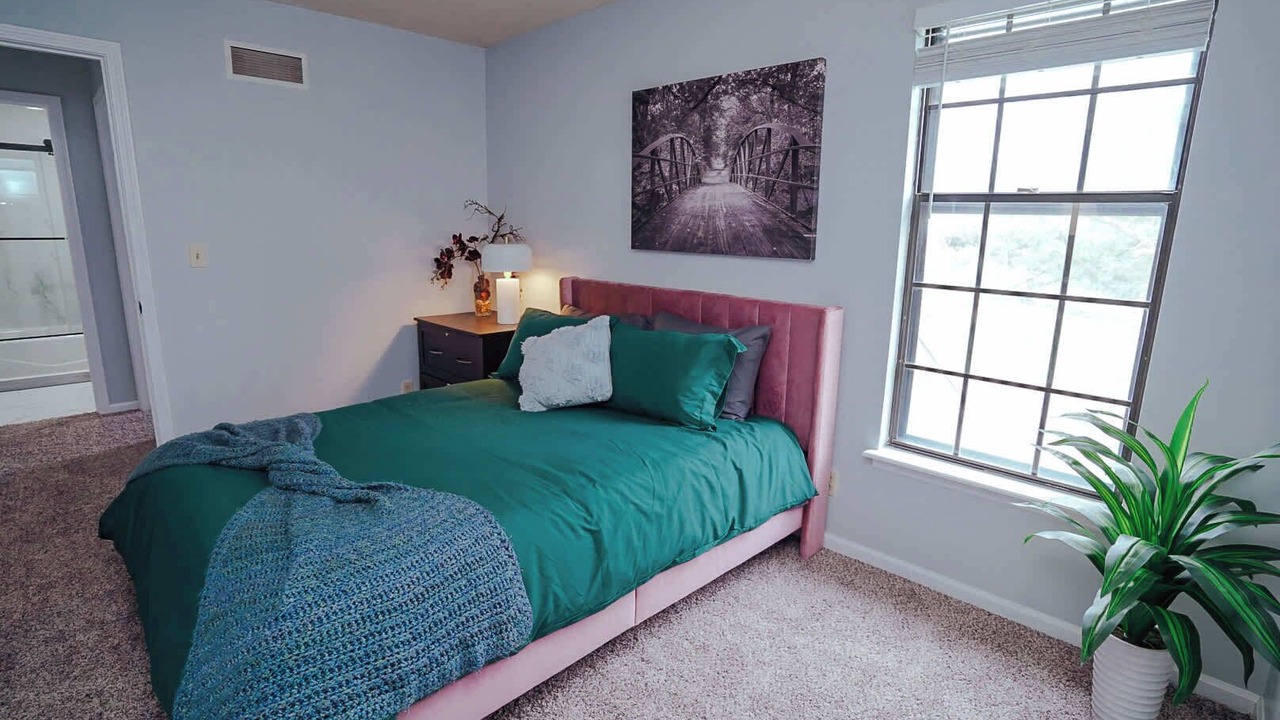 Photo of Bedroom in Overland Park