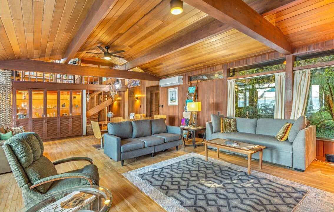 Photo of Livingroom in Port Gamble