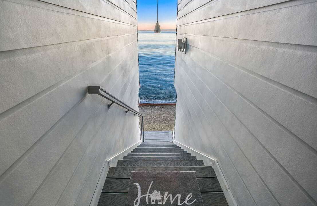 Photo of Outdoor in Rollingbay