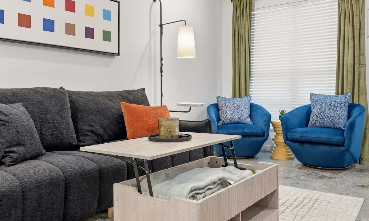 Photo of Livingroom in Catoosa