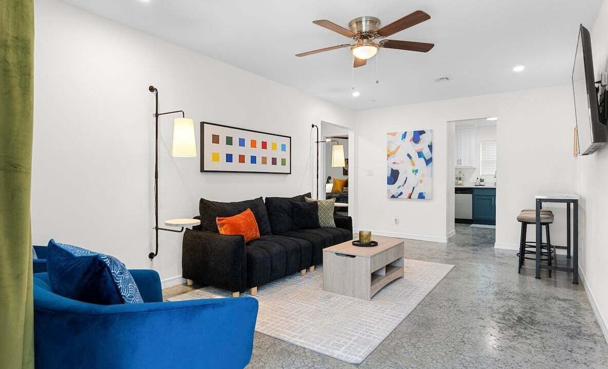 Photo of Livingroom in Catoosa