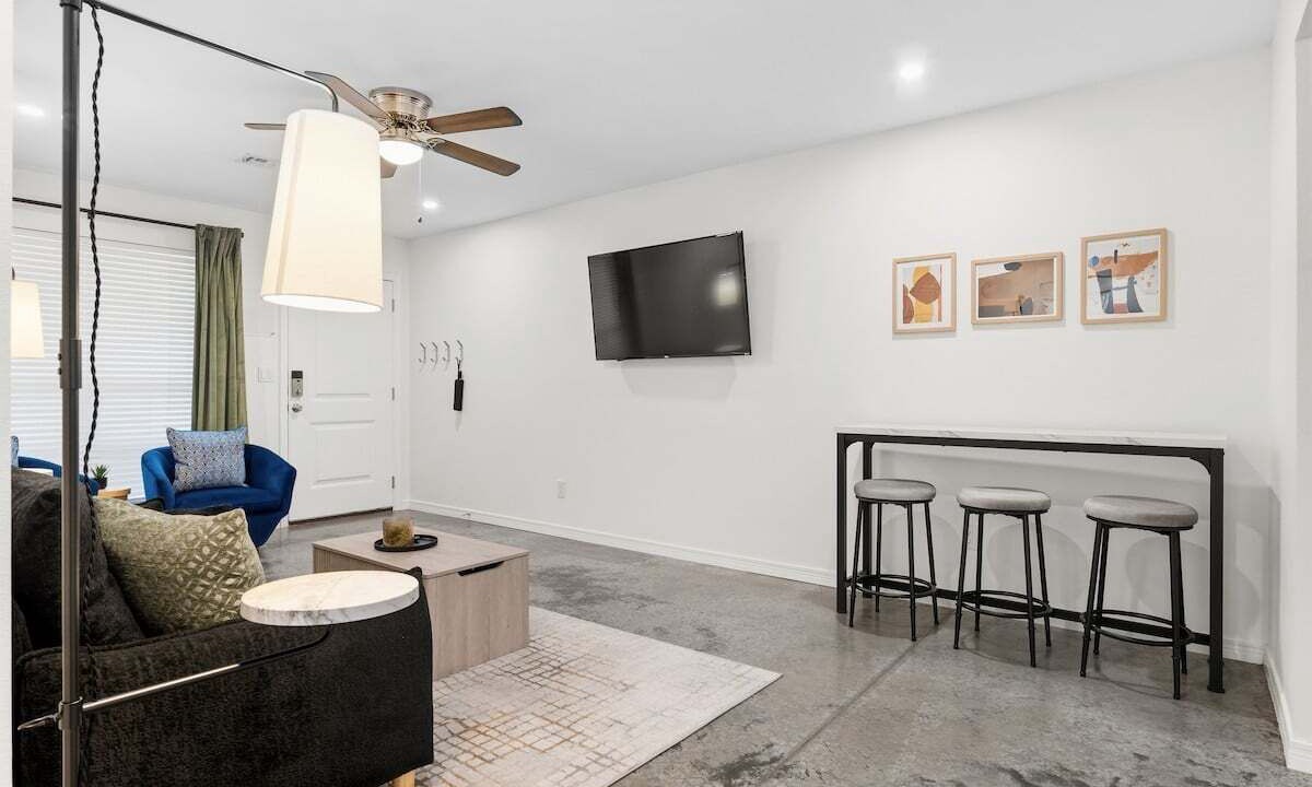 Photo of Livingroom in Catoosa