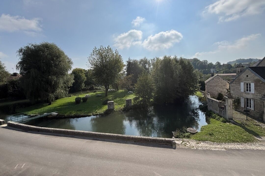 Photo of Others in Chamesson