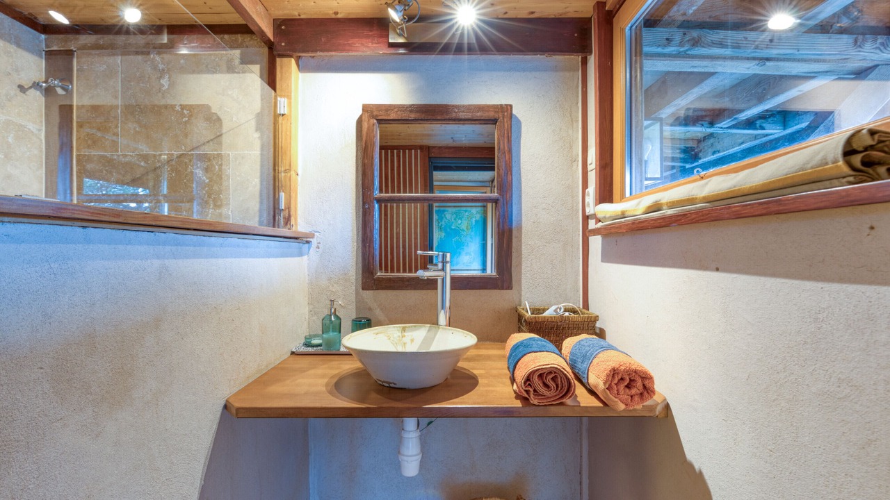 Photo of Bathroom in Moureze