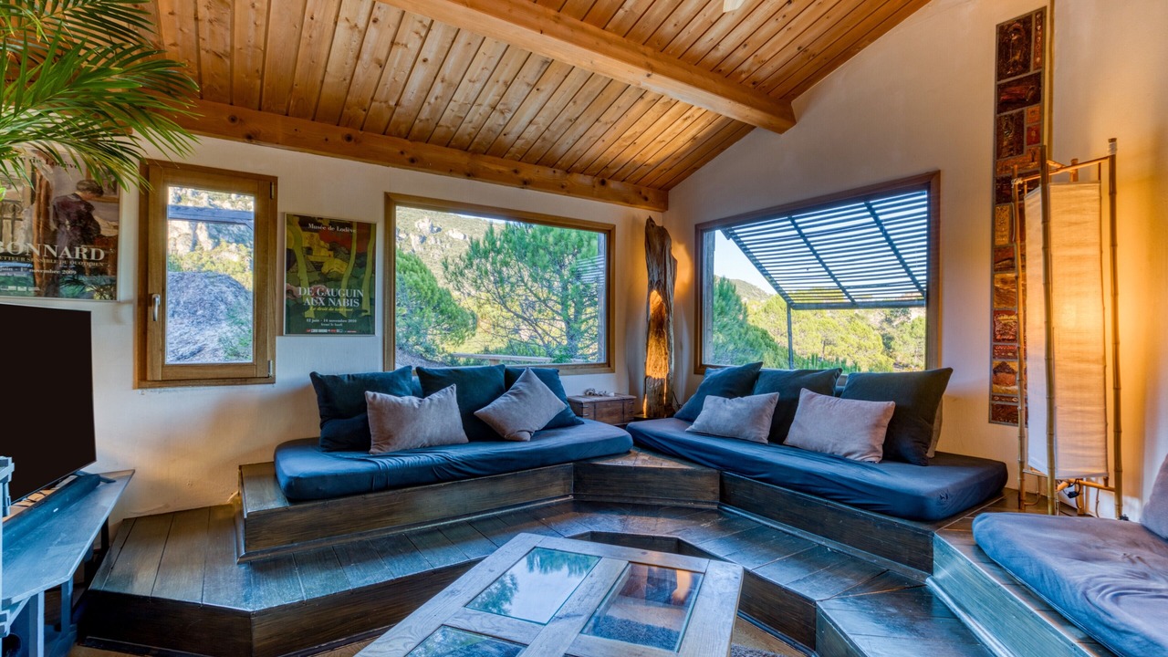 Photo of Livingroom in Moureze
