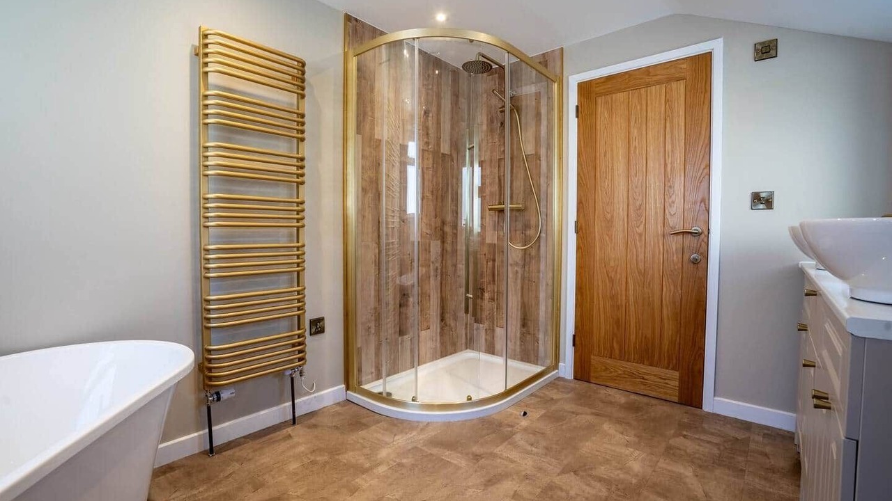 Photo of Bathroom in Kessingland