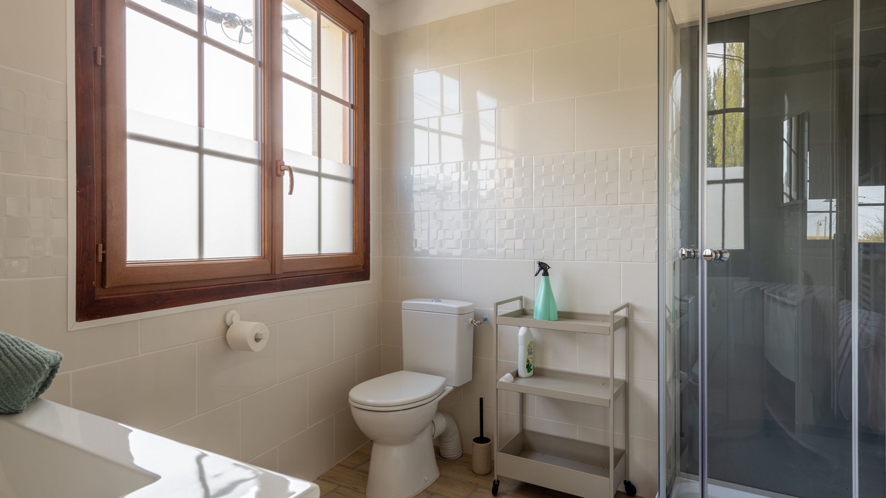 Photo of Bathroom in Saint-Quentin-Lamotte-Croix-au-Bailly
