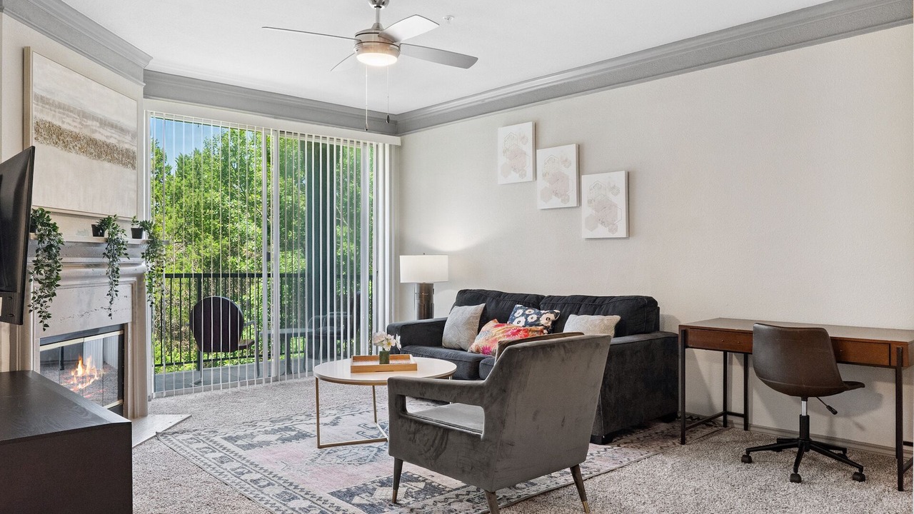 Photo of Livingroom in North Burnet