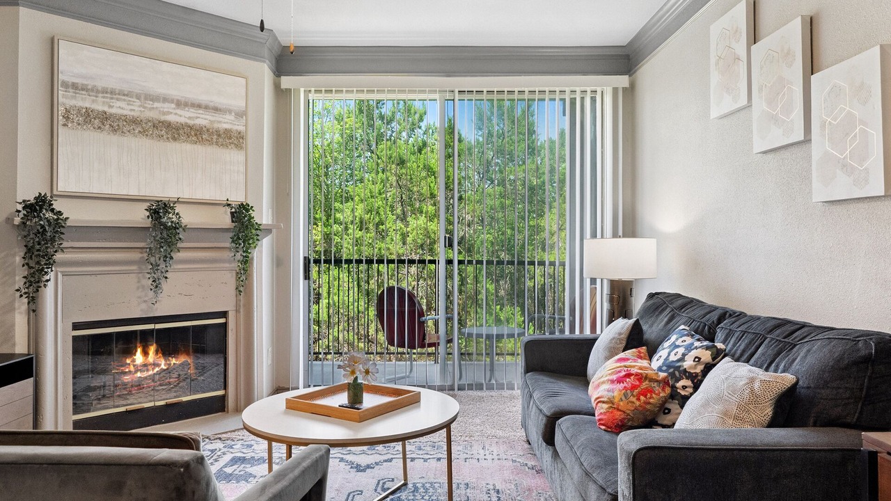Photo of Livingroom in North Burnet