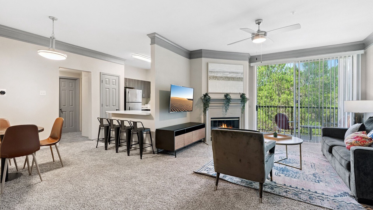 Photo of Livingroom in North Burnet