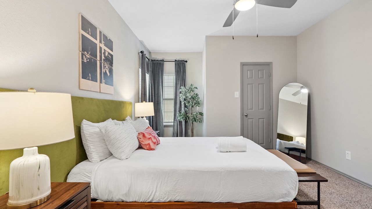 Photo of Bedroom in North Burnet