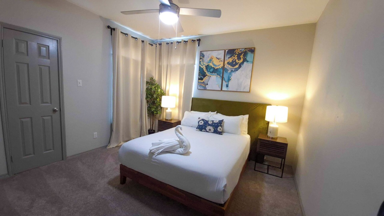 Photo of Bedroom in North Burnet