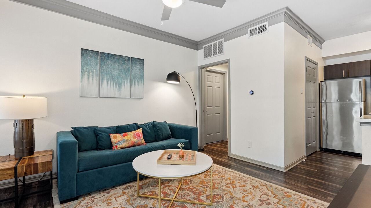 Photo of Livingroom in North Burnet