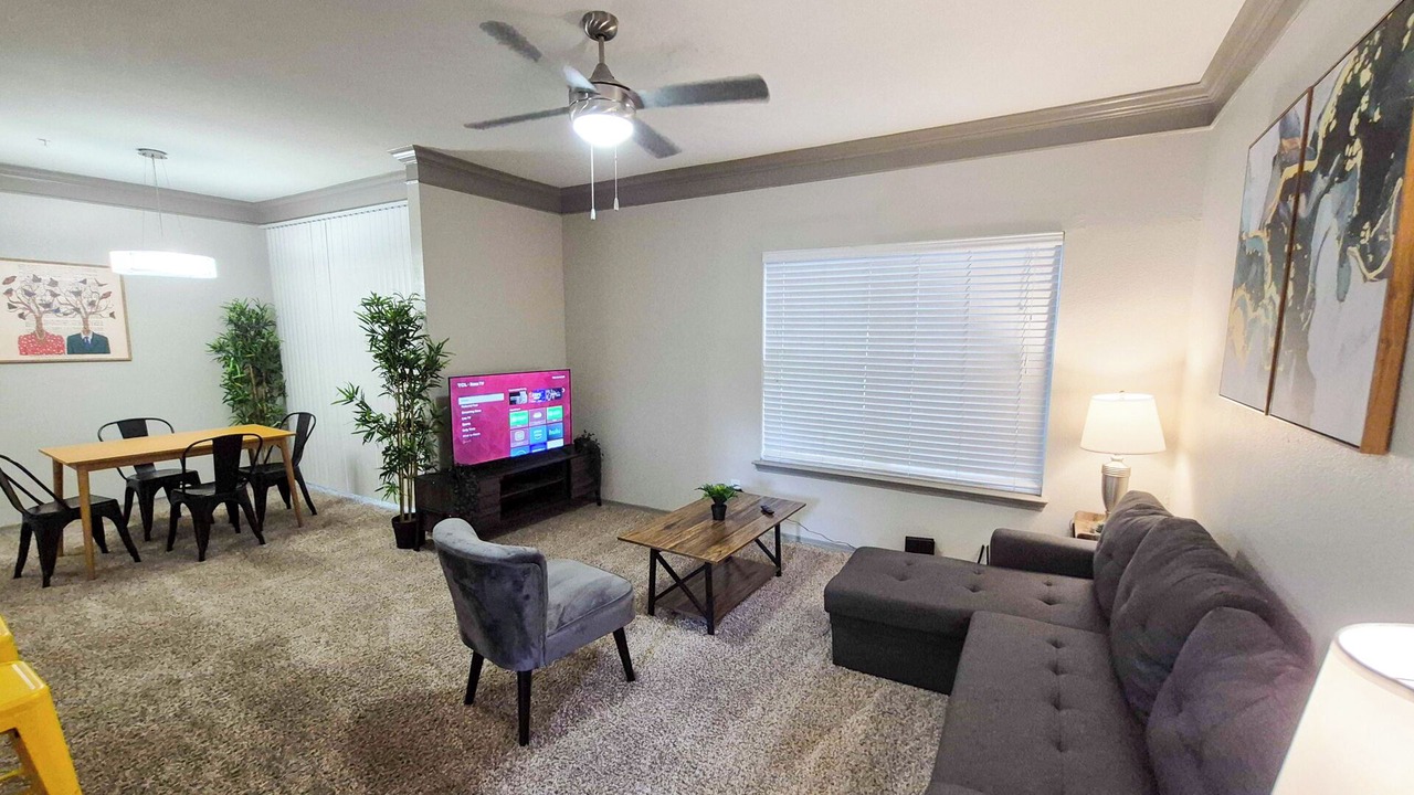 Photo of Livingroom in North Burnet