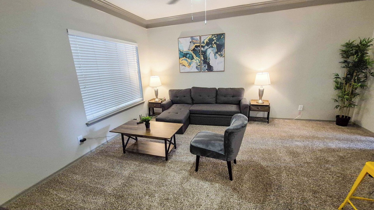 Photo of Livingroom in North Burnet