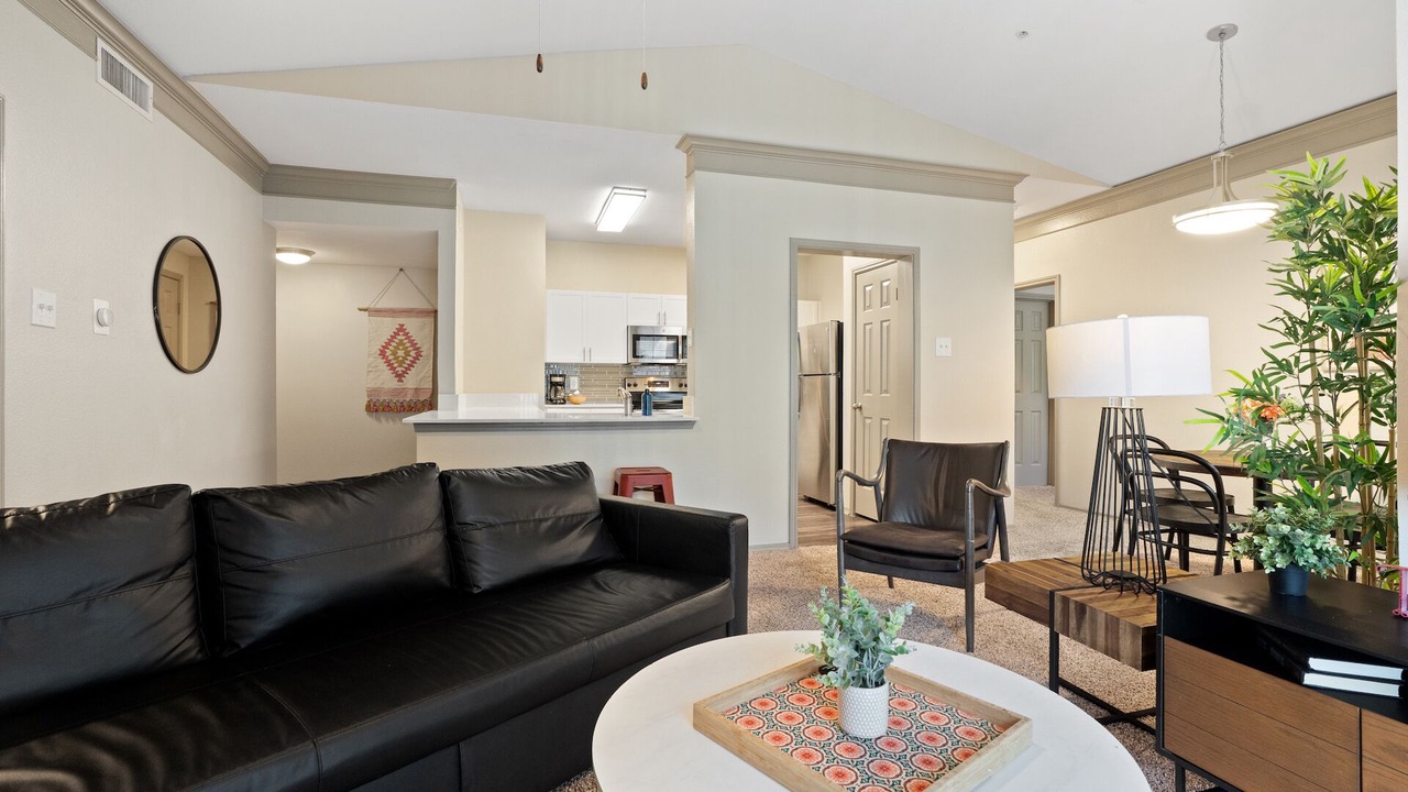 Photo of Livingroom in North Burnet