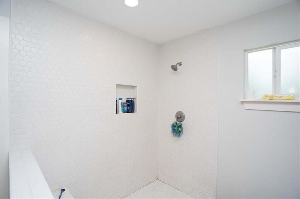 Photo of Bathroom in Manchaca