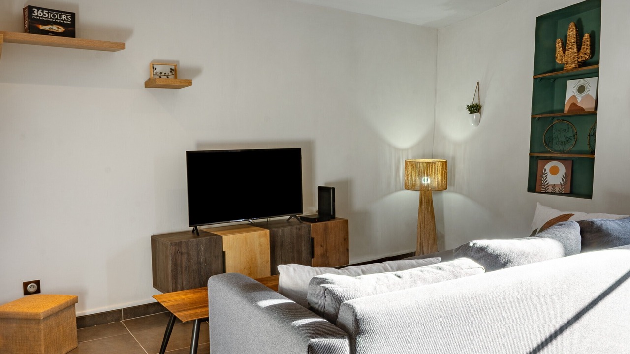 Photo of Livingroom in Montolieu