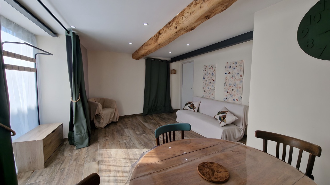 Photo of Livingroom in Montolieu