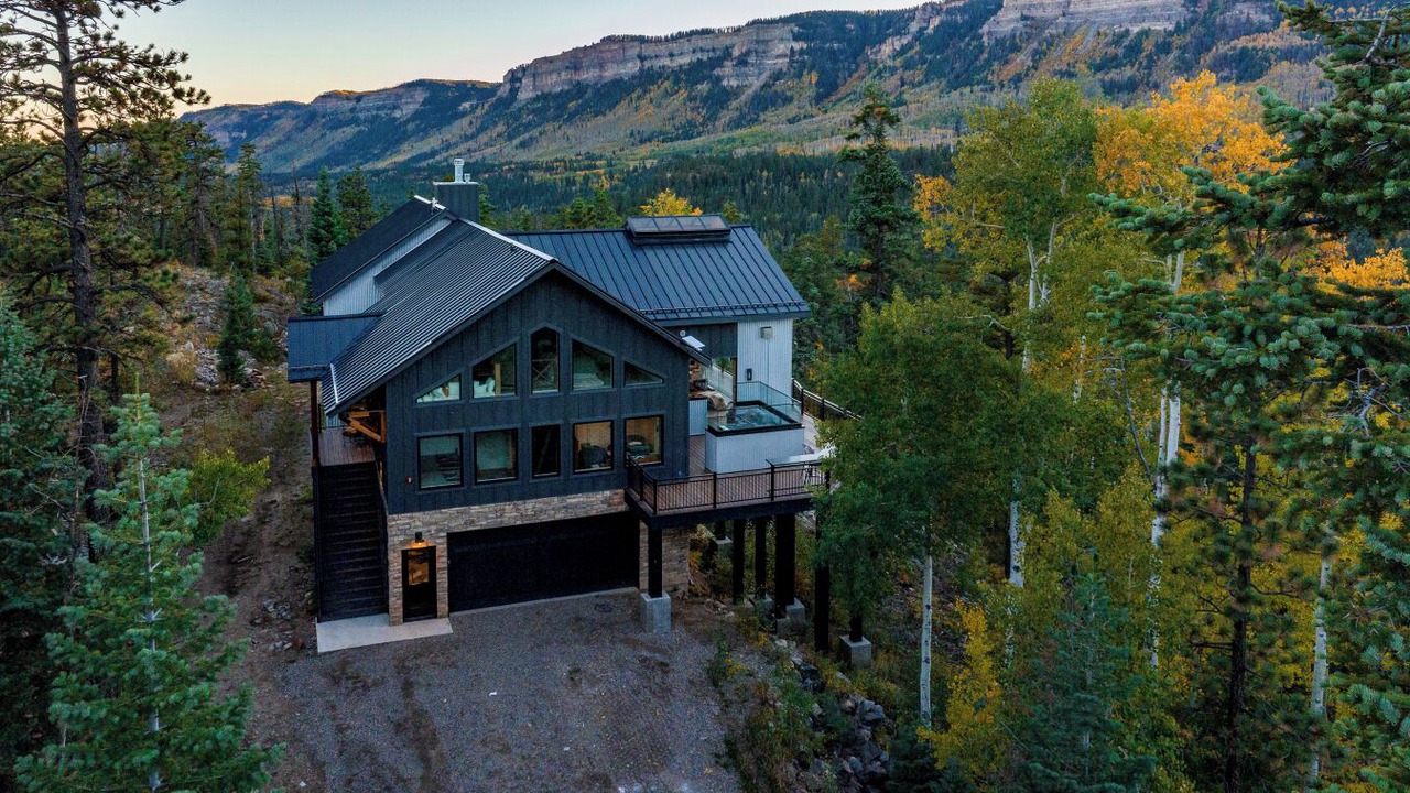 Photo of Outdoor in Columbine Lake