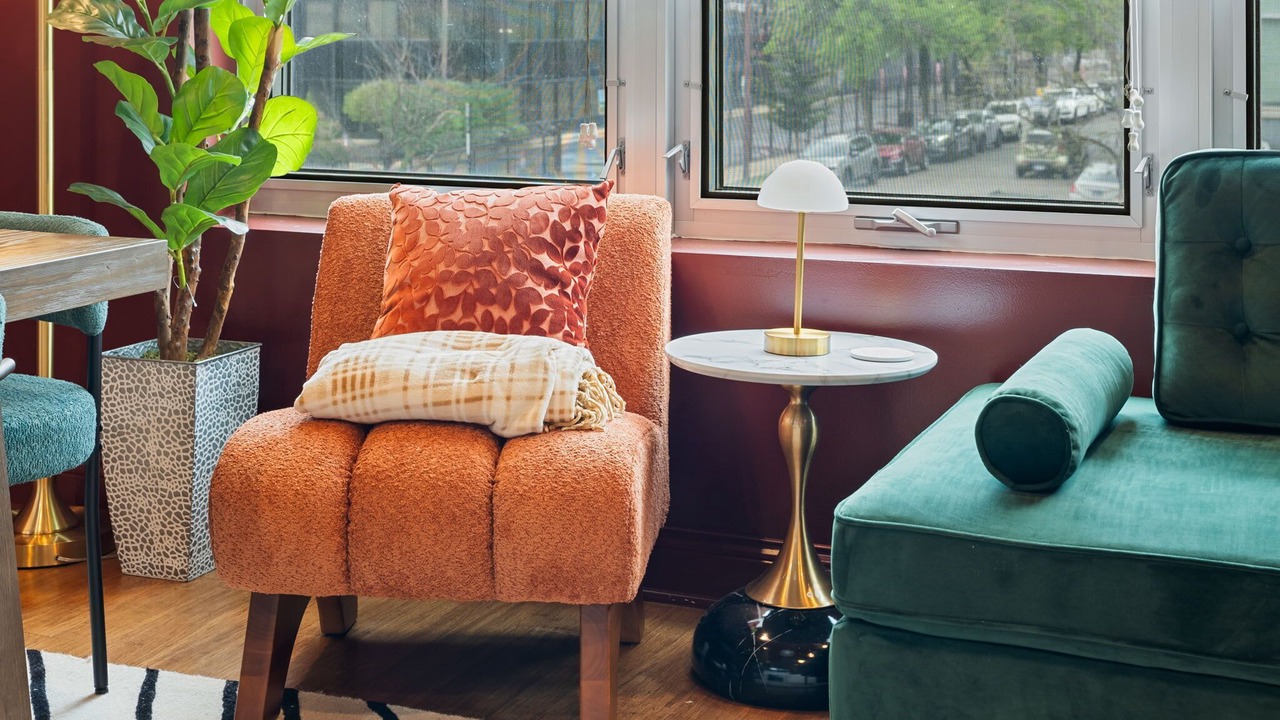 Photo of Livingroom in Near West Side
