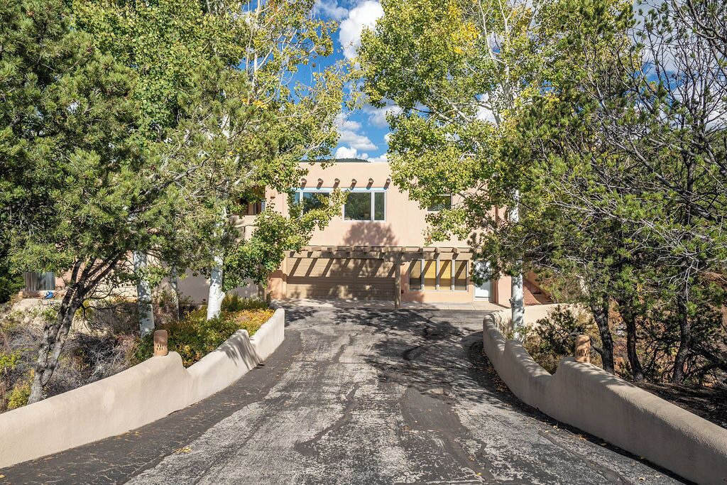 Photo of Outdoor in Northeast Santa Fe