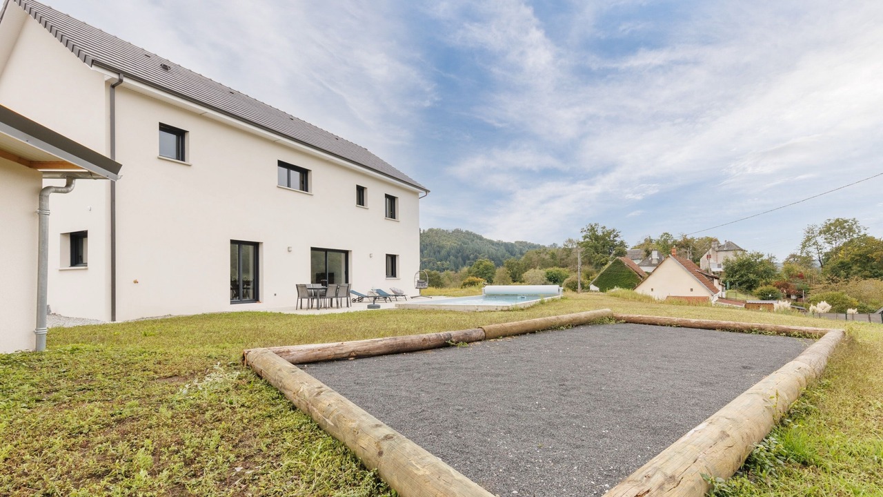 Photo of Outdoor in Ydes