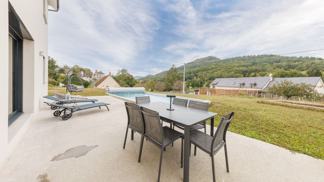 Photo of Outdoor in Ydes