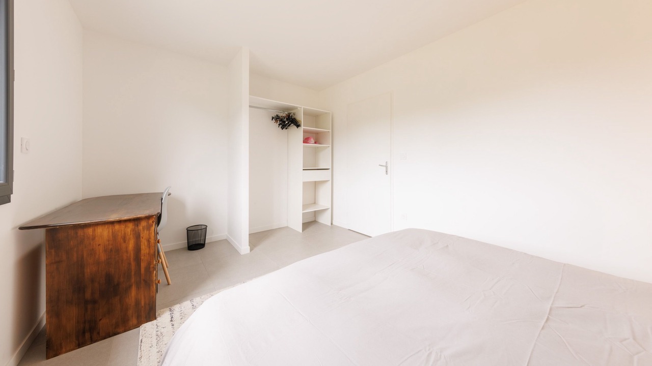 Photo of Bedroom in Ydes