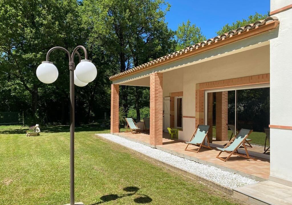 Photo of Patio Balcony in Labecede-Lauragais