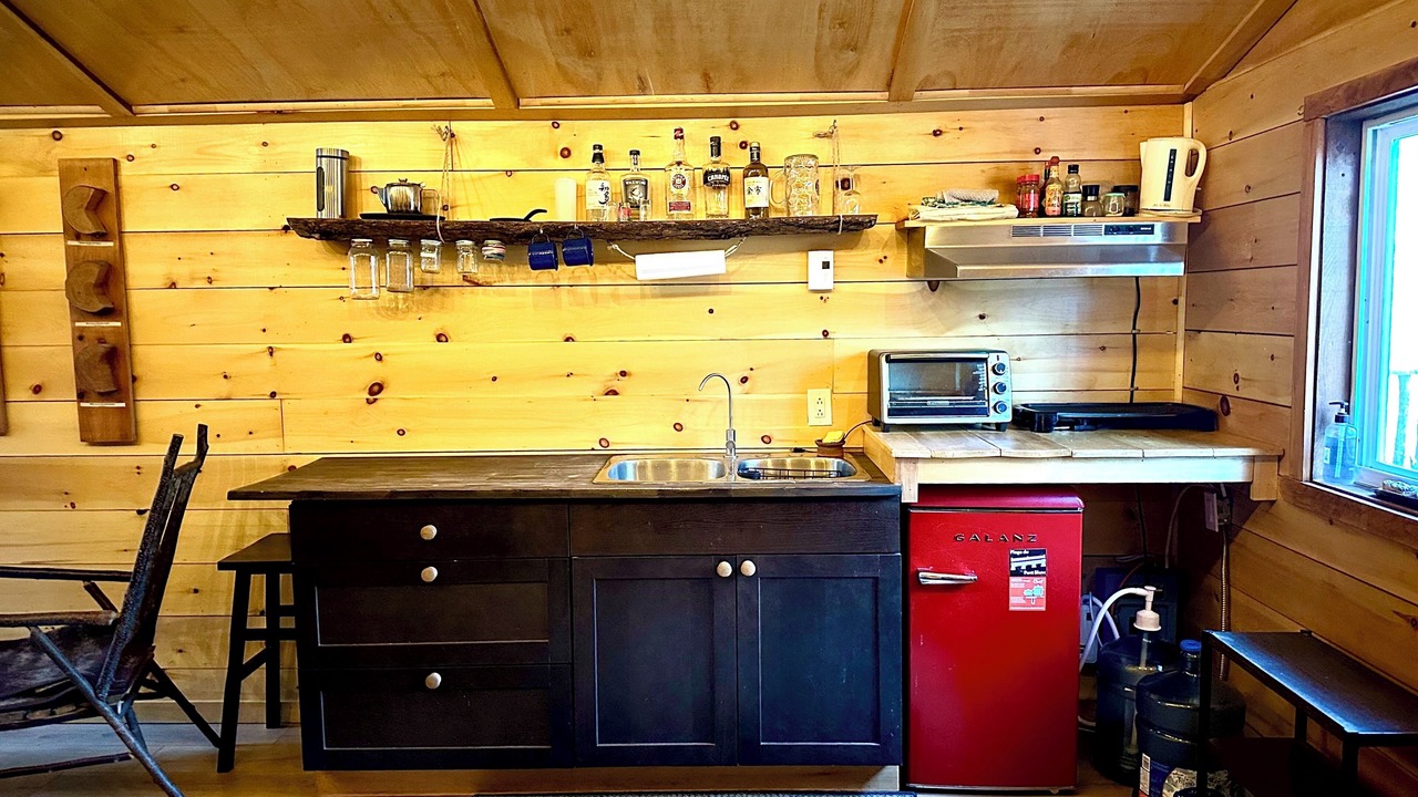 Photo of Kitchen in Mansfield-et-Pontefract