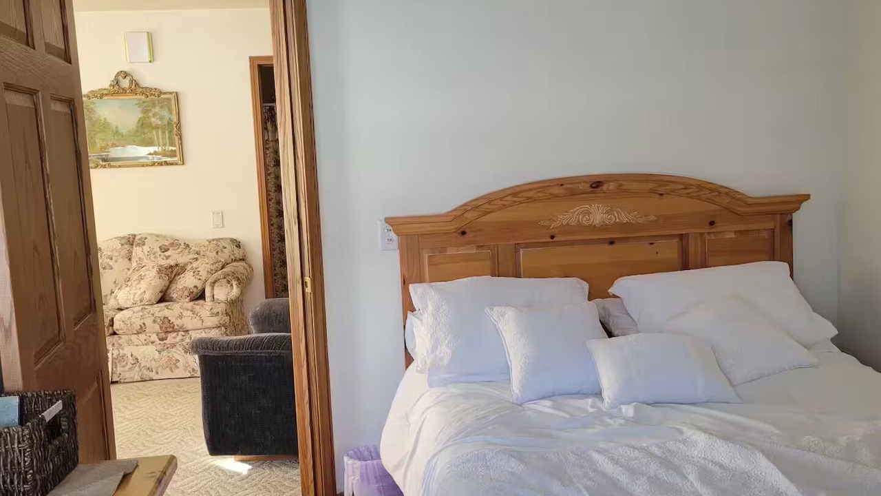 Photo of Bedroom in Hannibal