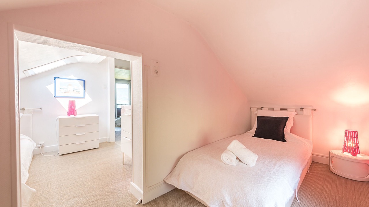 Photo of Bedroom in Veyrier-du-Lac