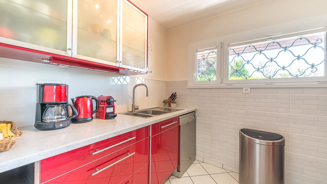 Photo of Kitchen in Veyrier-du-Lac