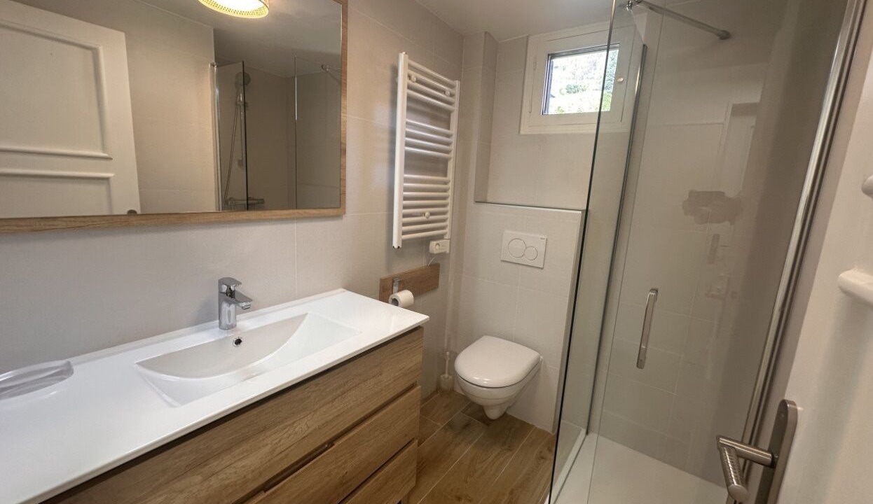 Photo of Bathroom in Veyrier-du-Lac