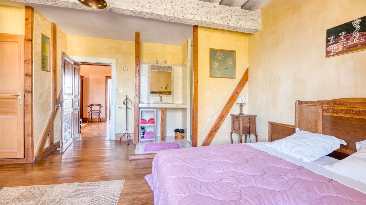 Photo of Bedroom in Saint-Frajou
