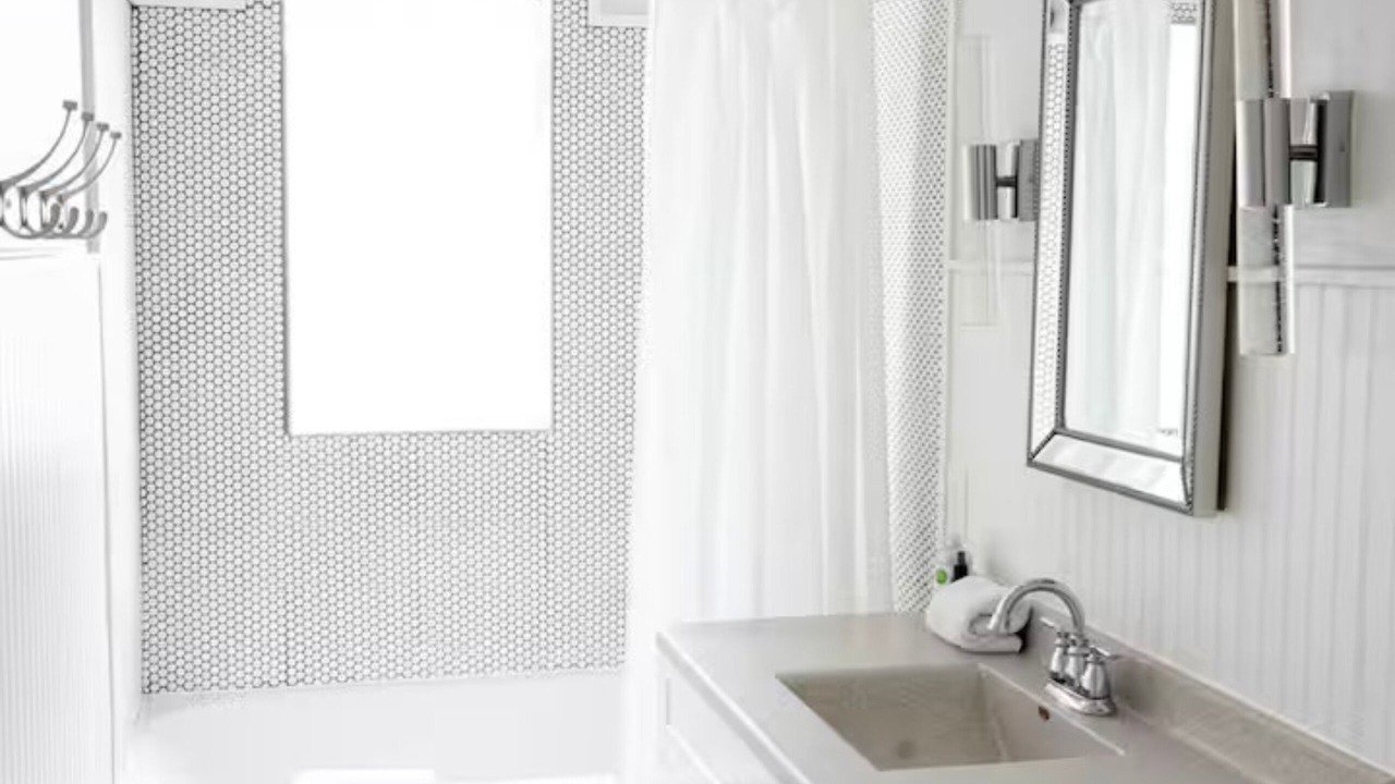 Photo of Bathroom in La Porte