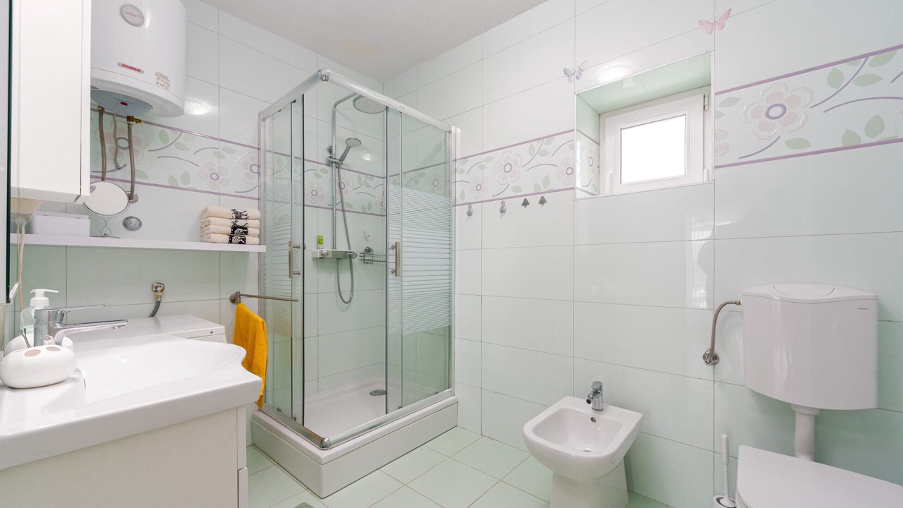 Photo of Bathroom in Skabrnja