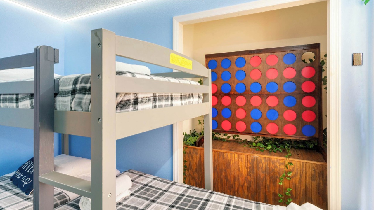 Photo of Bedroom in Seasons