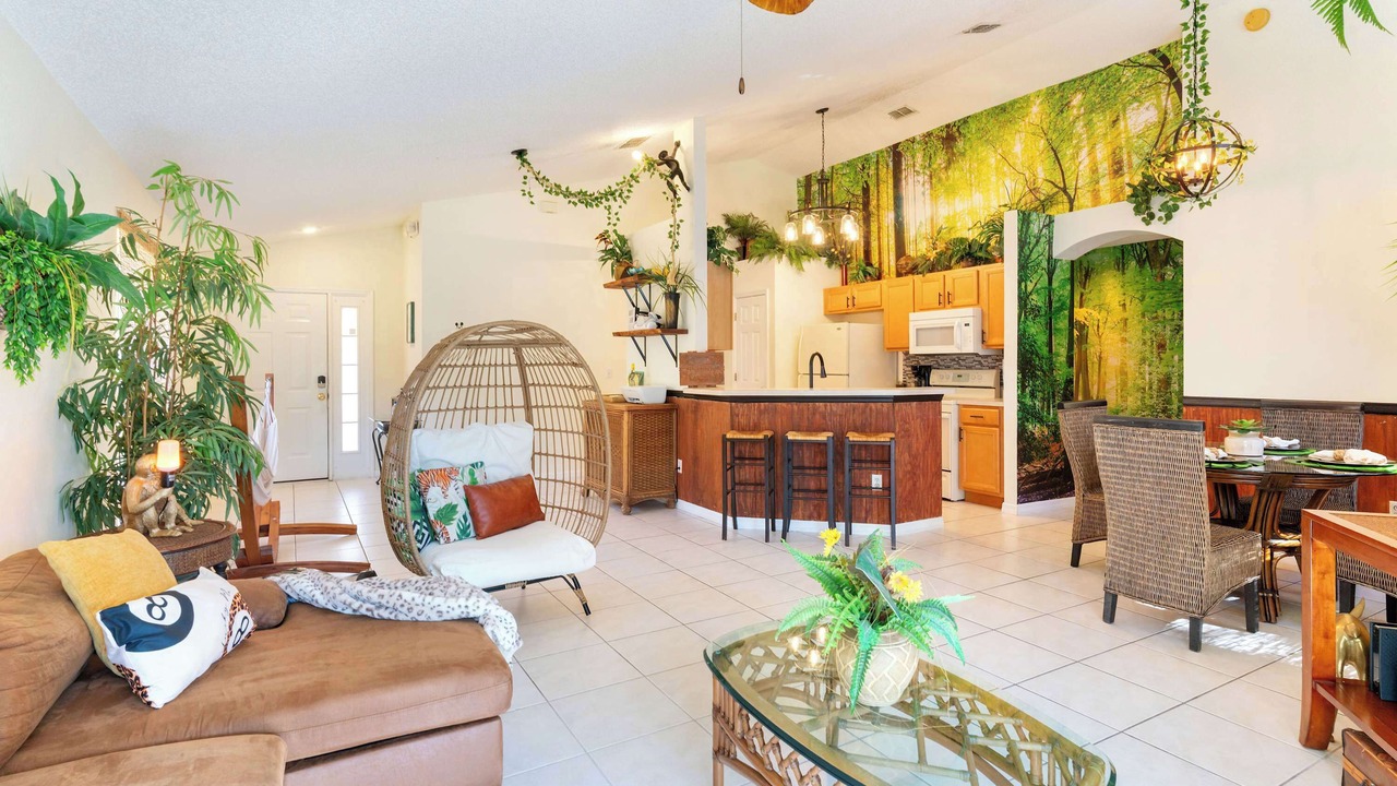 Photo of Livingroom in Seasons
